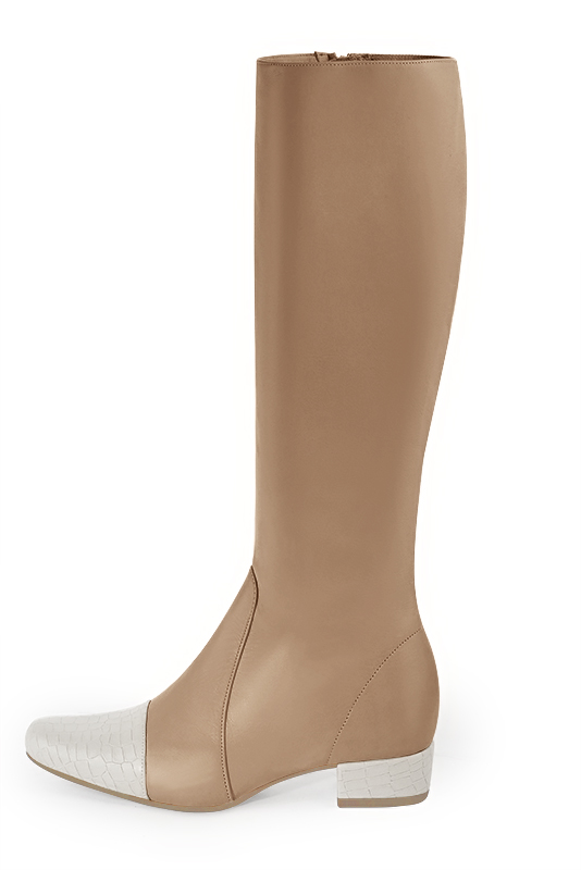 Off white and tan beige women's feminine knee-high boots. Round toe. Low block heels. Made to measure. Profile view - Florence KOOIJMAN